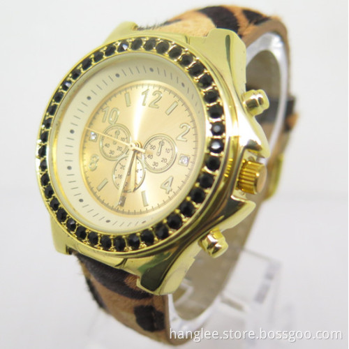 Fashion Alloy Quartz Watch